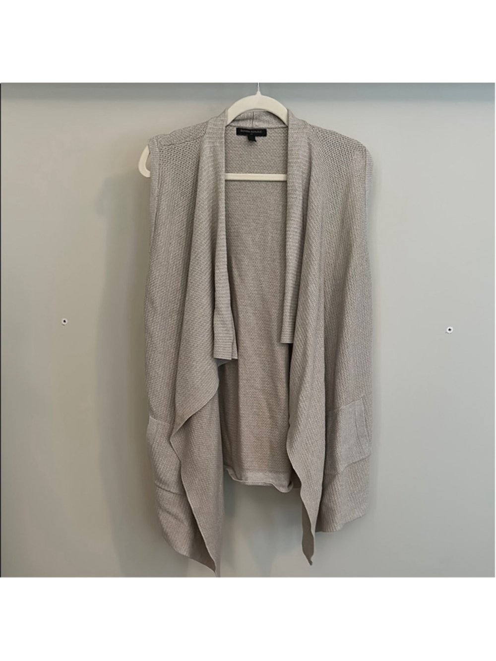 Banana Republic Cream Sleeveless Shrug Sweater Modern Minimalist Size M